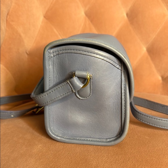 Coach Vintage Emmie 9018 Bag in Periwinkle - Picture 4 of 13